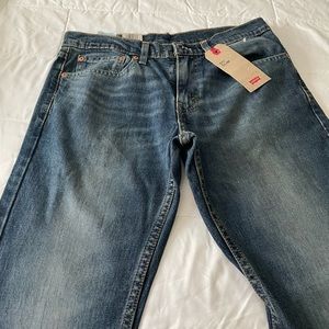 Levis Jeans NWT. 511 Slim 32 x 32